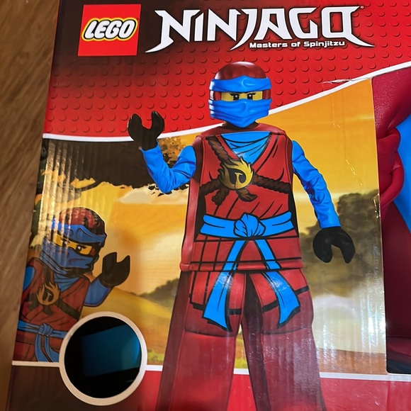 Lego ninjago Nya Deluxe Costume size 4-6 - Picture 7 of 8